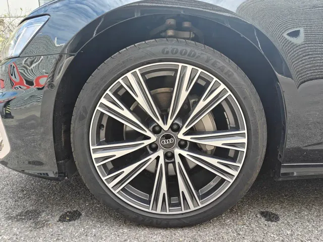 Audi A6L — Фото автомобиля 16