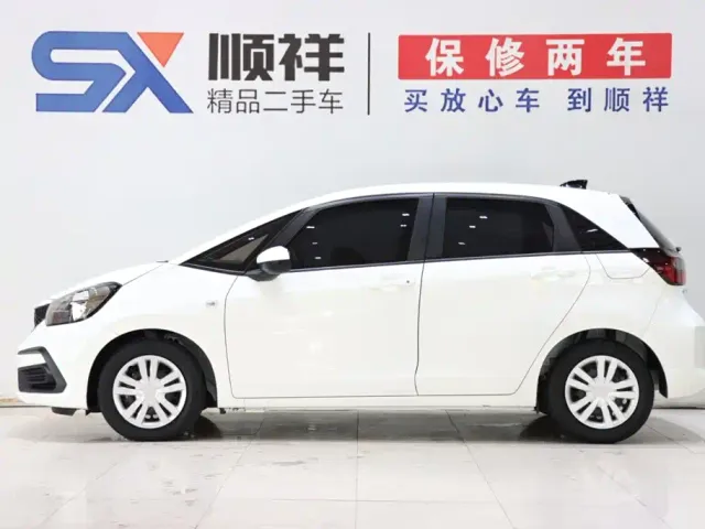 Honda Fit — Фото автомобиля 6