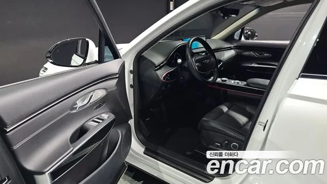 Genesis GV70 — Фото автомобиля 15