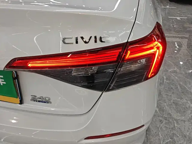 Honda Civic — Фото автомобиля 7