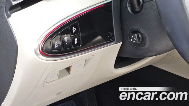 Genesis GV70 — Фото автомобиля 14