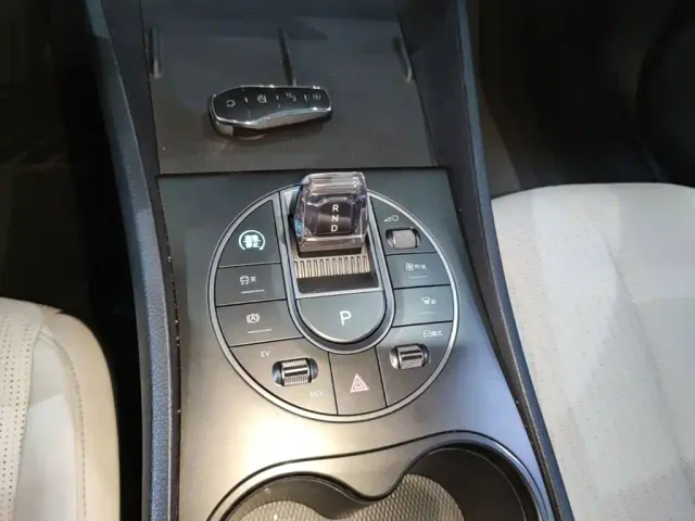 BYD Seal 05 DM-i — Фото автомобиля 13