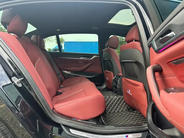 BMW 5 Series — Фото автомобиля 15