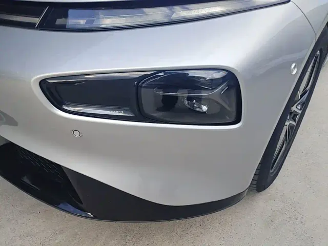 Xpeng P7 — Фото автомобиля 17