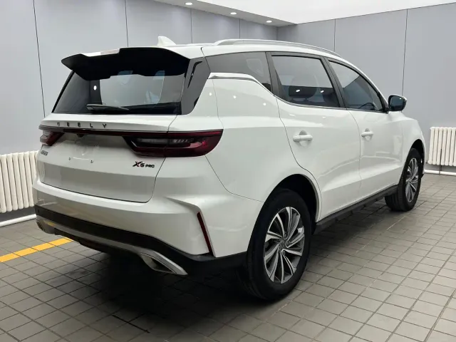 Geely Vision X6 — Фото автомобиля 6