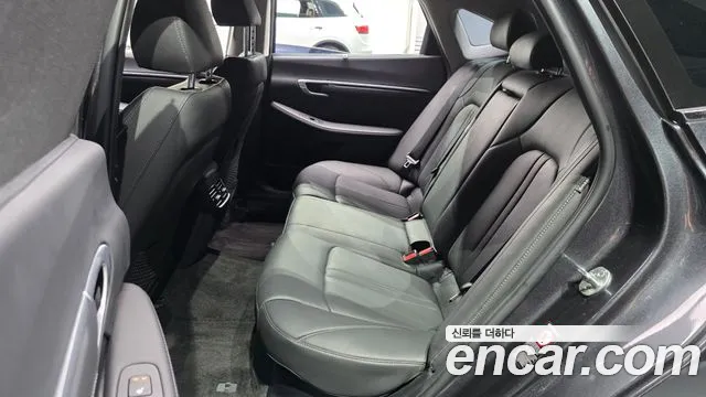 Hyundai Sonata — Фото автомобиля 11