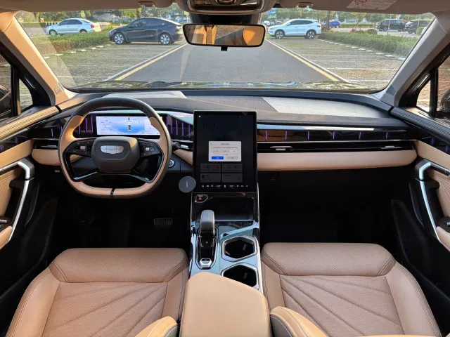 Geely Boyue L — Фото автомобиля 6
