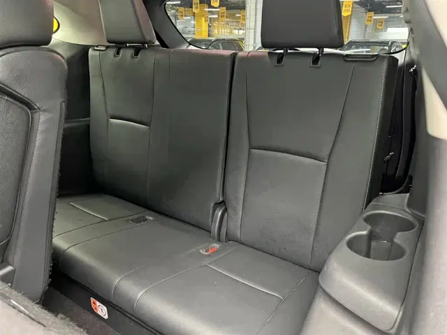 Toyota Highlander — Фото автомобиля 19