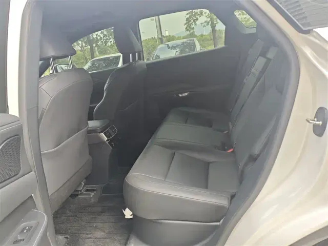 Lexus RX — Фото автомобиля 7