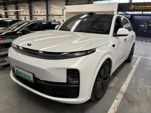 Фотография автомобиля — Li Auto L7