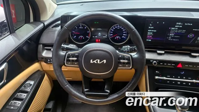 Kia Canival — Фото автомобиля 14