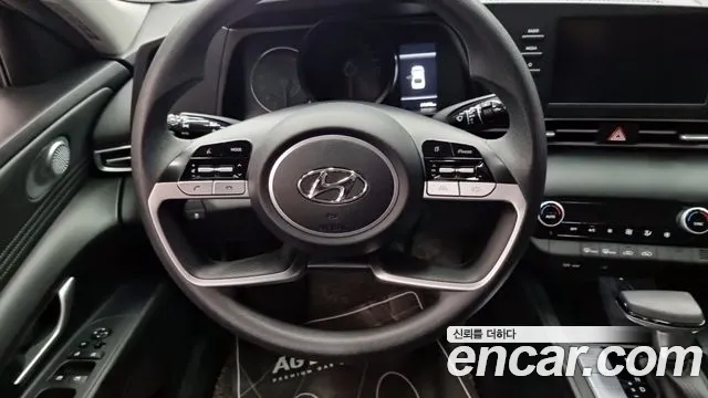 Hyundai AVANTE Avante (CN7) 1.6 LPi (Для проката) — Фото автомобиля 15
