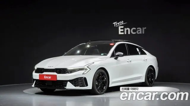 Фотография автомобиля — Kia K5 Generation 3