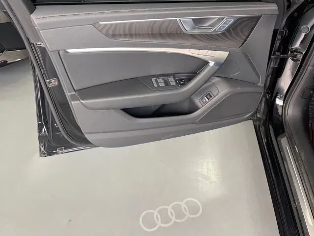 Audi A6L — Фото автомобиля 6