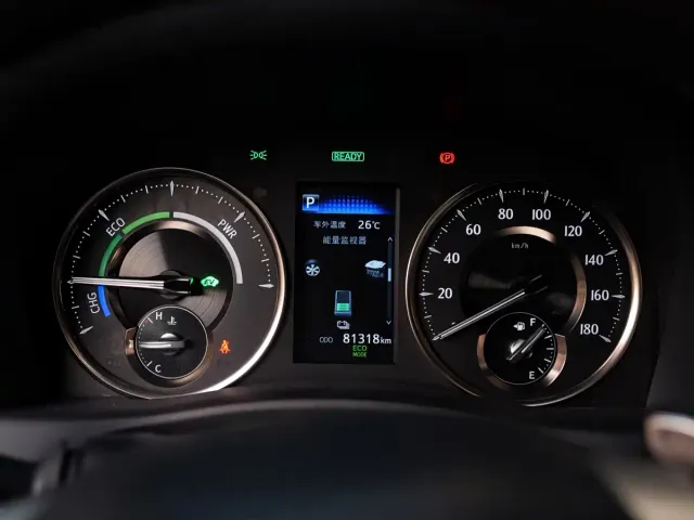 Lexus LM — Фото автомобиля 24