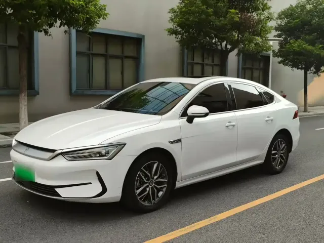 Фотография автомобиля — BYD Qin PLUS