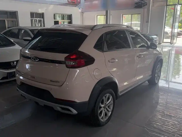 Chery Tiggo 3x — Фото автомобиля 8