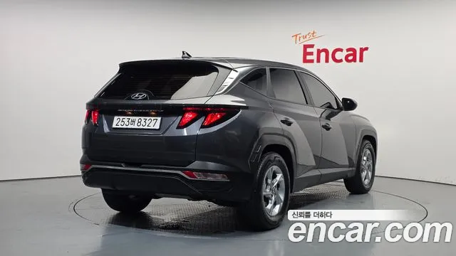 Hyundai Tucson Tucson (NX4) Дизель 2.0 2WD — Фото автомобиля 2