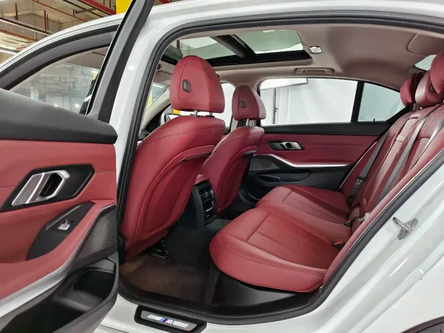 BMW 3 Series — Фото автомобиля 13