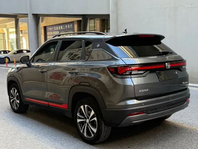 Changan CS35 Plus — Фото автомобиля 6