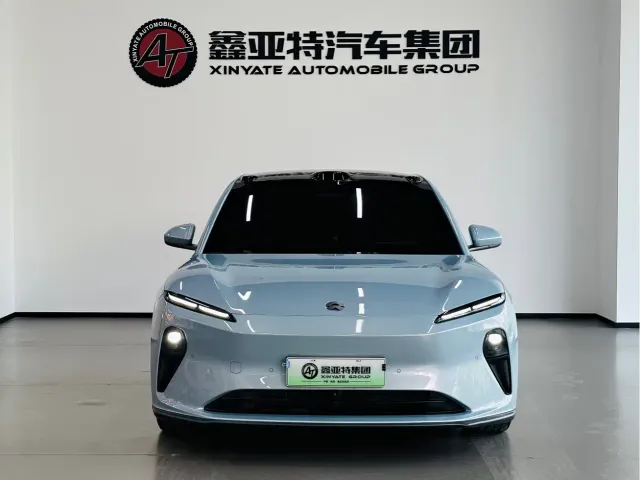 Nio ET5 — Фото автомобиля 3