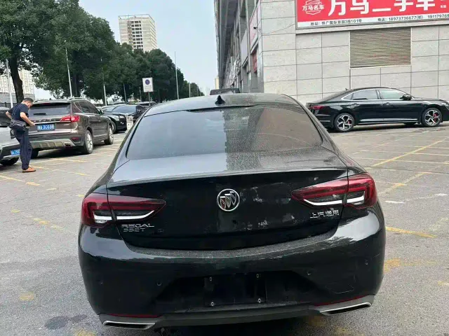 Buick Regal — Фото автомобиля 8