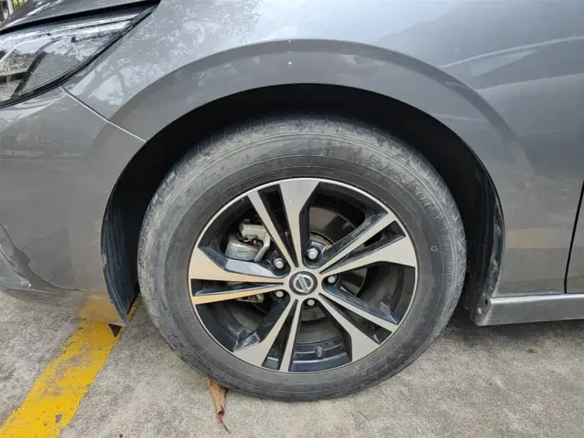 Nissan Sylphy — Фото автомобиля 22