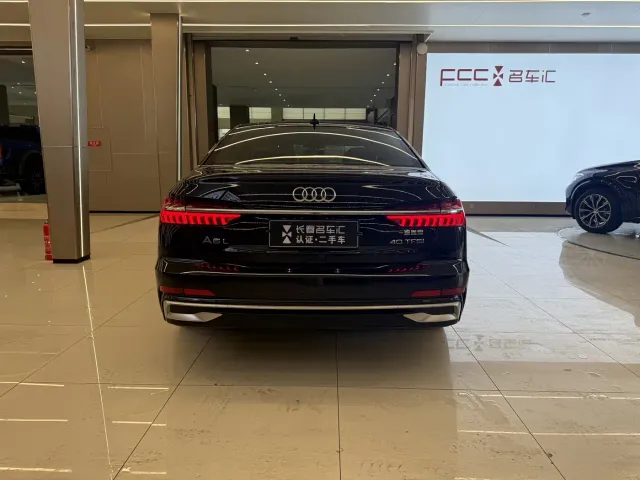 Audi A6L — Фото автомобиля 4