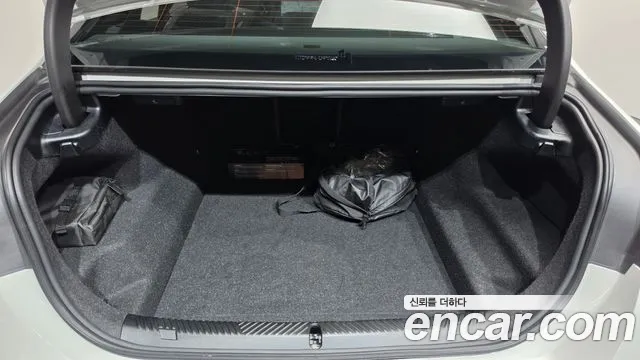 BMW 5 Series G60 — Фото автомобиля 19