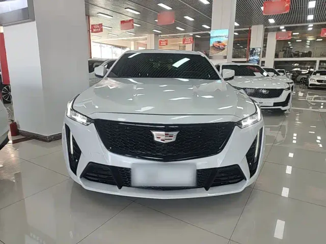 Cadillac CT5 — Фото автомобиля 2