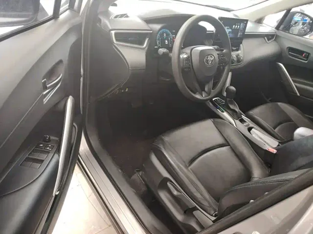 Toyota Corolla Cross — Фото автомобиля 15