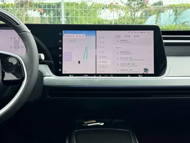 Xpeng P7 — Фото автомобиля 14