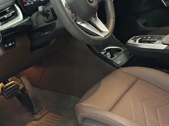 BMW X1 — Фото автомобиля 4