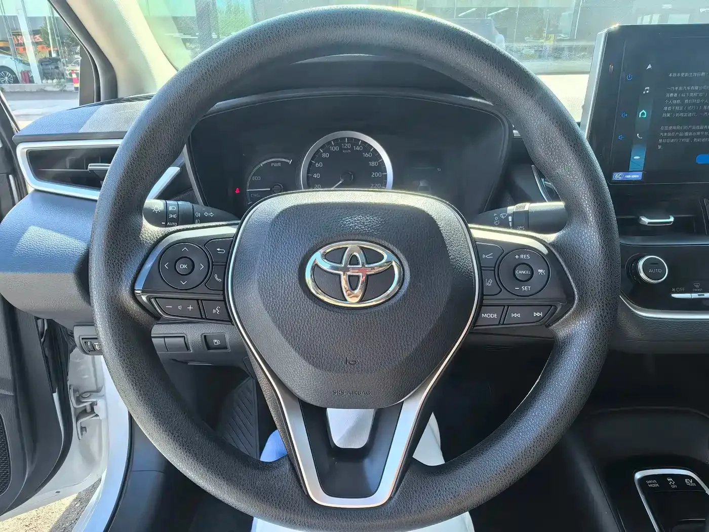 Toyota Corolla 2023 1.8L Smart Hybrid Dual Engine Elite Edition — Фото автомобиля 11