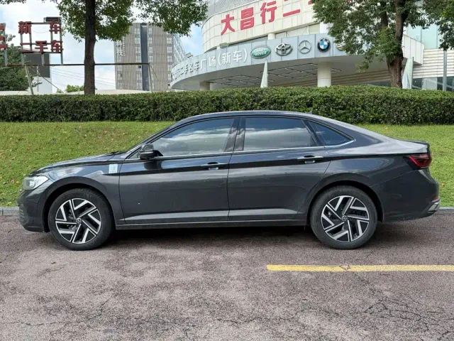 Volkswagen Sagitar — Фото автомобиля 3