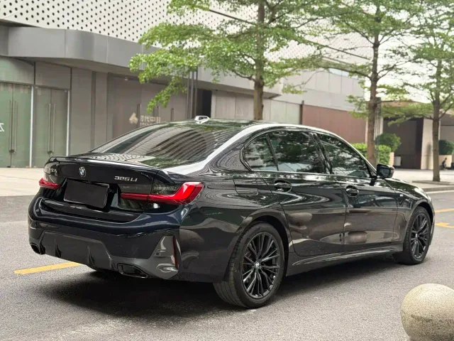 BMW 3 Series — Фото автомобиля 4
