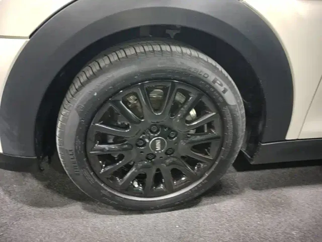 MINI Hatch — Фото автомобиля 24