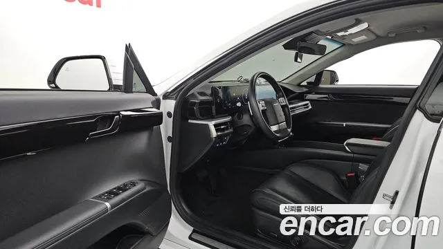 Hyundai Grandeur GN7 — Фото автомобиля 15