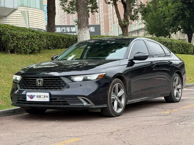 Фотография автомобиля — Honda Accord
