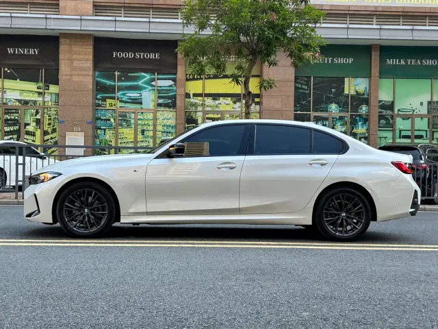 BMW 3 Series — Фото автомобиля 7