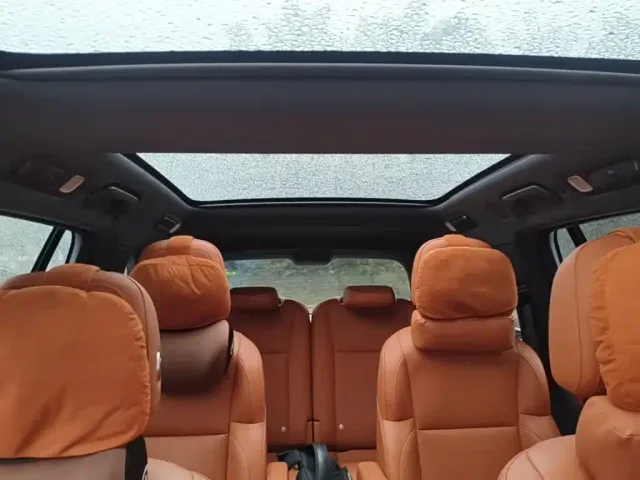 Li Auto L8 — Фото автомобиля 17