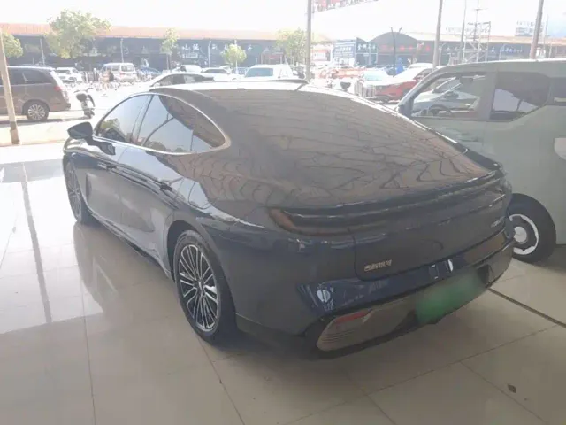 Geely Galaxy Xingyao 8 — Фото автомобиля 4