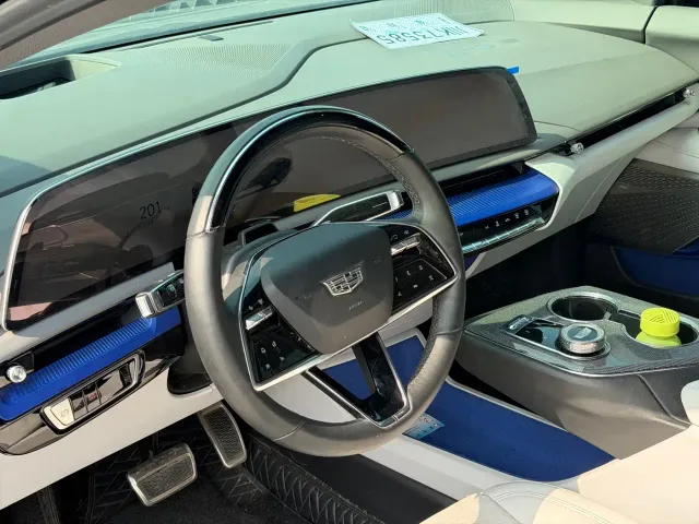 Cadillac Optiq — Фото автомобиля 11