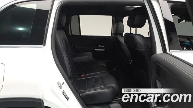 Mercedes-Benz EQB X243 — Фото автомобиля 17