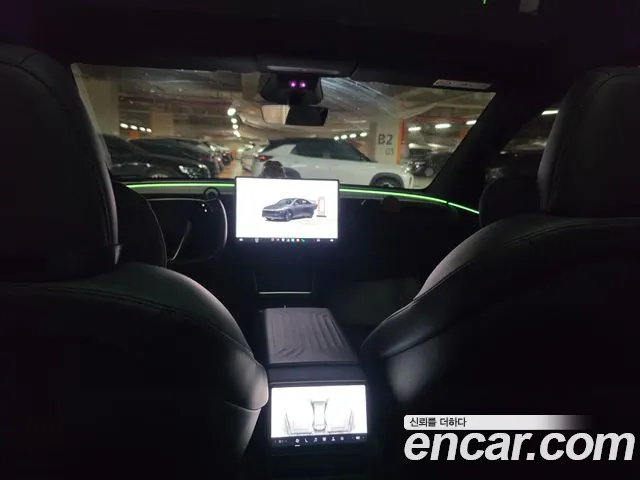Tesla Model Y — Фото автомобиля 3
