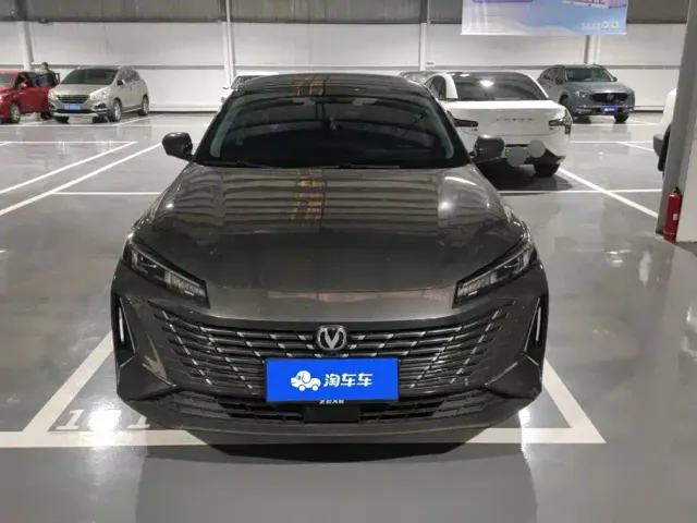 Changan Eado — Фото автомобиля 2