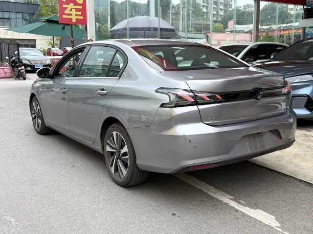 Peugeot Peugeot 408 2022 1.6T Light Chaser Edition — Фото автомобиля 8