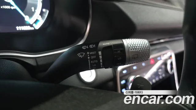 Genesis GV80 2.5T Бензин 2WD — Фото автомобиля 30