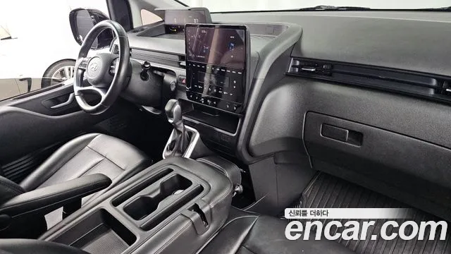 Hyundai Staria — Фото автомобиля 10