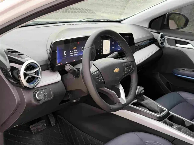 Chevrolet Monza — Фото автомобиля 11